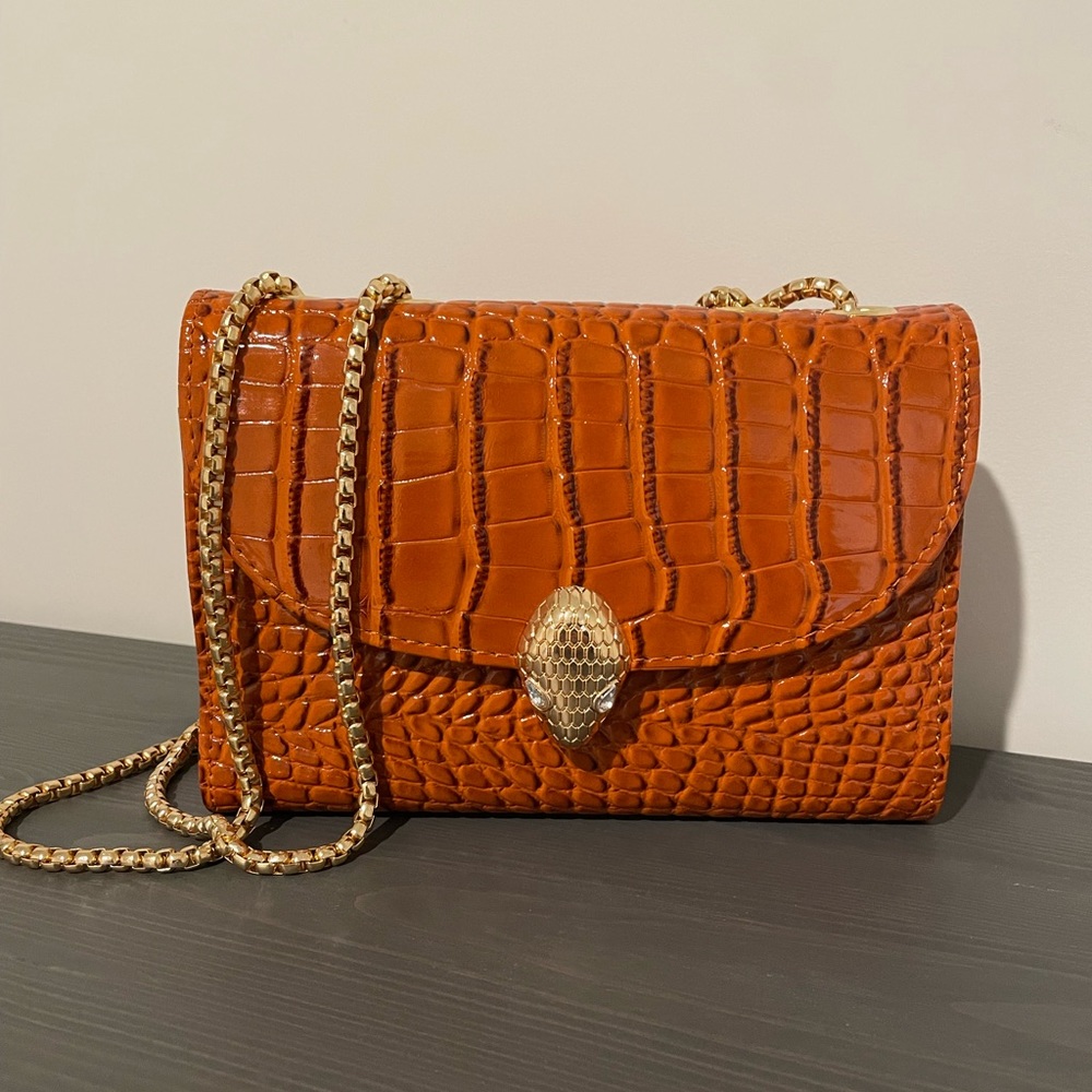 NWT faux croc gold chain handbag